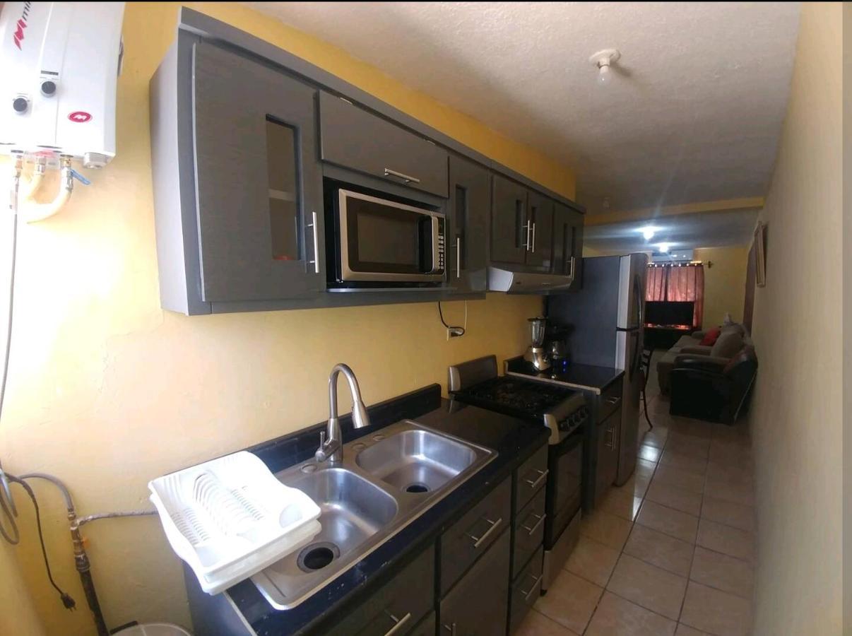 Casa Vicky Alojamiento para vacaciones y trámites consulares Ciudad Juárez Exterior foto